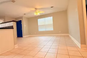 320 Willowick St, Tomball, TX 77375 - Photo 3