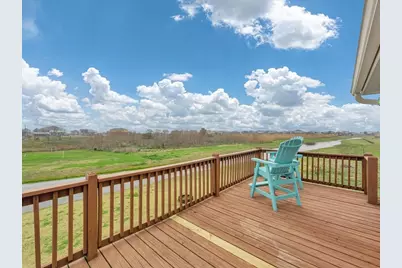 979 Sea Spray Drive, Crystal Beach, TX 77650 - Photo 5
