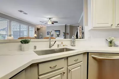 4310 Innsbrook, Sugar Land, TX 77479 - Photo 11