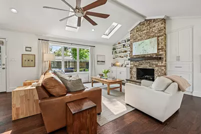 11403 Valley Spring Drive, Houston, TX 77043 - Photo 3