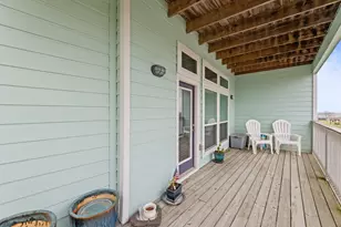 709 N Bayshore Dr, La Porte, TX 77571 - Photo 23