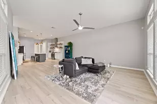 709 N Bayshore Dr, La Porte, TX 77571 - Photo 5