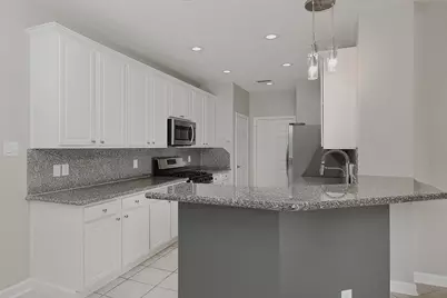 11 Scenic Brook Court, The Woodlands, TX 77382 - Photo 11