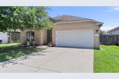 8614 W Highlands Crossing, Highlands, TX 77562 - Photo 3