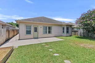 8614 W Highlands Crossing, Highlands, TX 77562 - Photo 37
