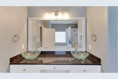 8614 W Highlands Crossing, Highlands, TX 77562 - Photo 25