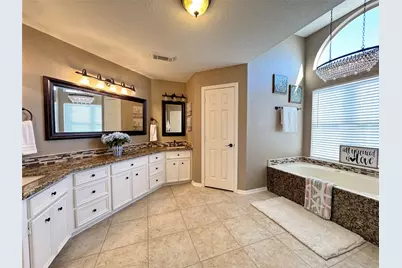 438 Jeanie Lynne Circle, Galveston, TX 77554 - Photo 21