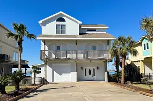 438 Jeanie Lynne Circle, Galveston, TX 77554 - Photo 1