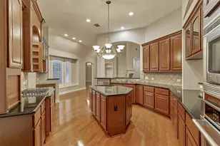 20806 E Cameron Ridge Dr, Cypress, TX 77433 - Photo 9