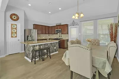 3903 Hunters Trail, Baytown, TX 77521 - Photo 5
