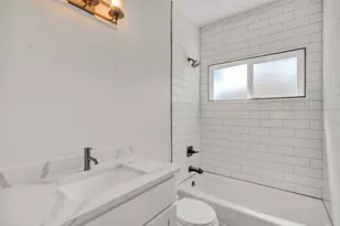 831 Bradwell Dr, Houston, TX 77062 - Photo 17