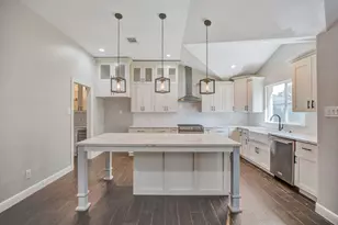 831 Bradwell Dr, Houston, TX 77062 - Photo 7