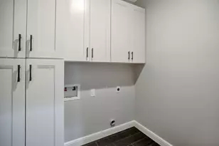 831 Bradwell Dr, Houston, TX 77062 - Photo 11