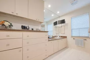3 River Hollow Ln, Houston, TX 77027 - Photo 27