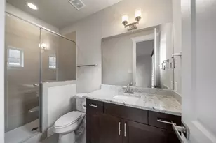 1107 W 16th St, Houston, TX 77008 - Photo 7