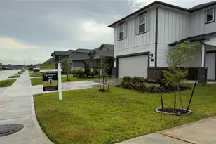 5723 Madden Ln, Houston, TX 77048 - Photo 3