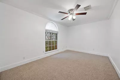 10847 Spruce Drive S, La Porte, TX 77571 - Photo 3
