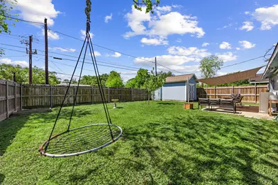 5874 Beldart Street, Houston, TX 77033 - Photo 21