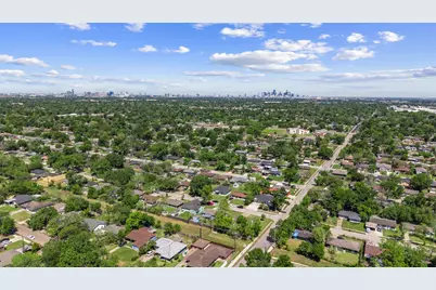 5874 Beldart Street, Houston, TX 77033 - Photo 35
