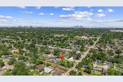 5874 Beldart Street, Houston, TX 77033 - Photo 31