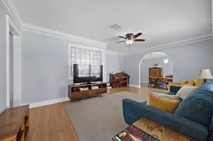 5874 Beldart St, Houston, TX 77033 - Photo 3