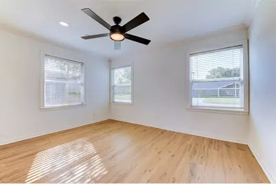 1806 Gardenia Drive, Houston, TX 77018 - Photo 13