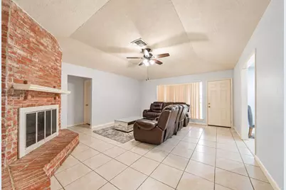 10550 Towneview Drive, Sugar Land, TX 77498 - Photo 19