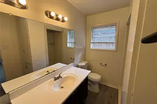 903 S Dula St, Alvin, TX 77511 - Photo 11