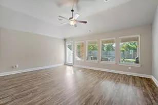 18716 Laurel Hills Dr, New Caney, TX 77357 - Photo 5