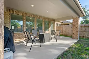 18716 Laurel Hills Dr, New Caney, TX 77357 - Photo 33