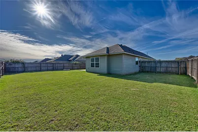 808 Mockingbird Street, Navasota, TX 77868 - Photo 19