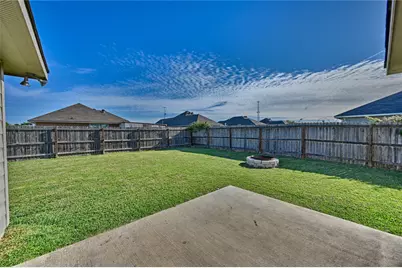 808 Mockingbird Street, Navasota, TX 77868 - Photo 17