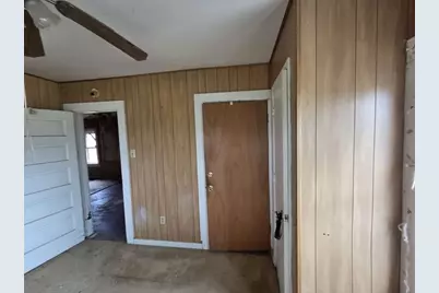 204 E Bryan Avenue, Electra, TX 76360 - Photo 7
