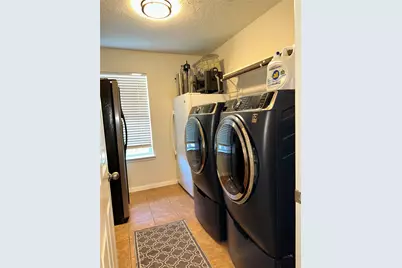 13406 Popes Creek Lane, Houston, TX 77044 - Photo 41