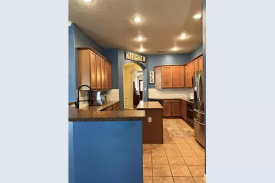 13406 Popes Creek Lane, Houston, TX 77044 - Photo 15