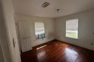 1127 Niagara St, Houston, TX 77051 - Photo 9