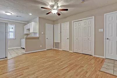 802 Stanford Street #10, Houston, TX 77019 - Photo 3