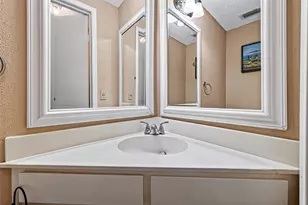 1515 Sandy Springs Rd, Houston, TX 77042 - Photo 27
