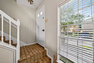 1515 Sandy Springs Rd, Houston, TX 77042 - Photo 7