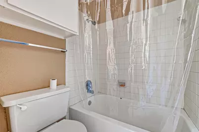 1515 Sandy Springs Road #1604, Houston, TX 77042 - Photo 25