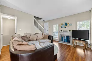 1515 Sandy Springs Rd, Houston, TX 77042 - Photo 9