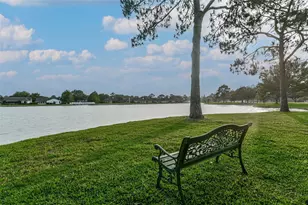 619 E Country Grove Cir, Pearland, TX 77584 - Photo 27