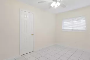 15618 Barbarossa Dr, Houston, TX 77083 - Photo 29