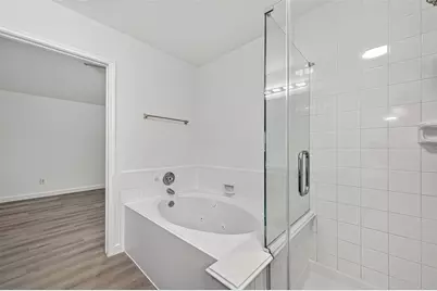 2211 N Heatherwood Drive, Missouri City, TX 77489 - Photo 45