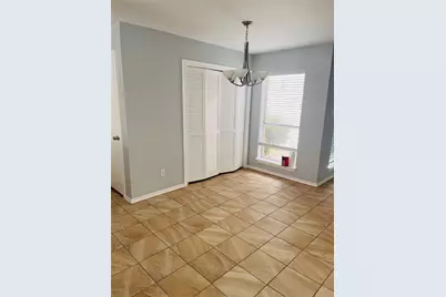 3910 Hidden Glen Drive, Houston, TX 77339 - Photo 9