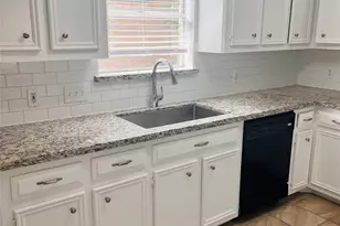 3910 Hidden Glen Dr, Houston, TX 77339 - Photo 7