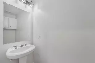 650 Westcross St, Houston, TX 77018 - Photo 17