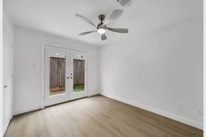 650 Westcross Street #70, Houston, TX 77018 - Photo 13