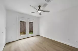 650 Westcross St, Houston, TX 77018 - Photo 13