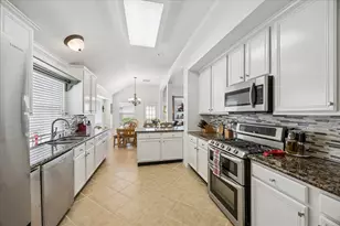 17714 Fairgrove Park Dr, Houston, TX 77095 - Photo 3